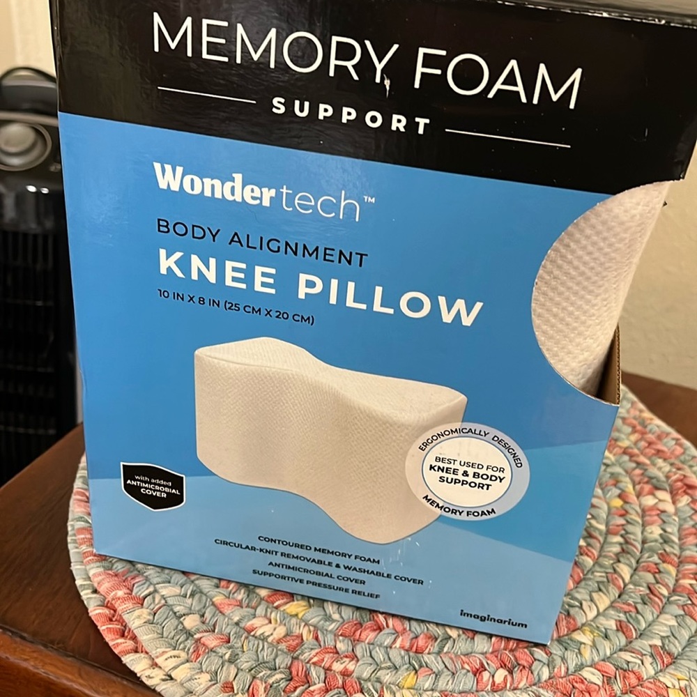 Wondertech Body Alignment Knee Pillow